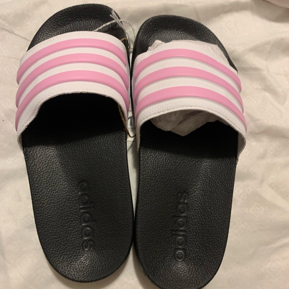 Kids adidas slide - Picture 4 of 6